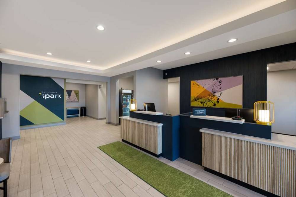 Spark By Hilton Midland South 3