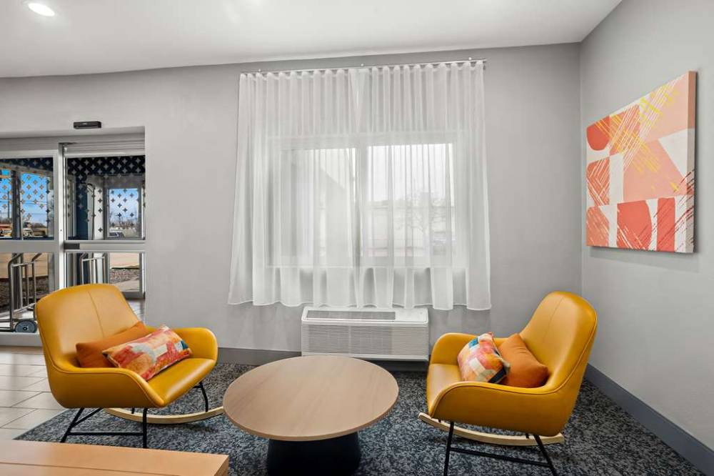 Spark By Hilton Moline Quad Cities 3