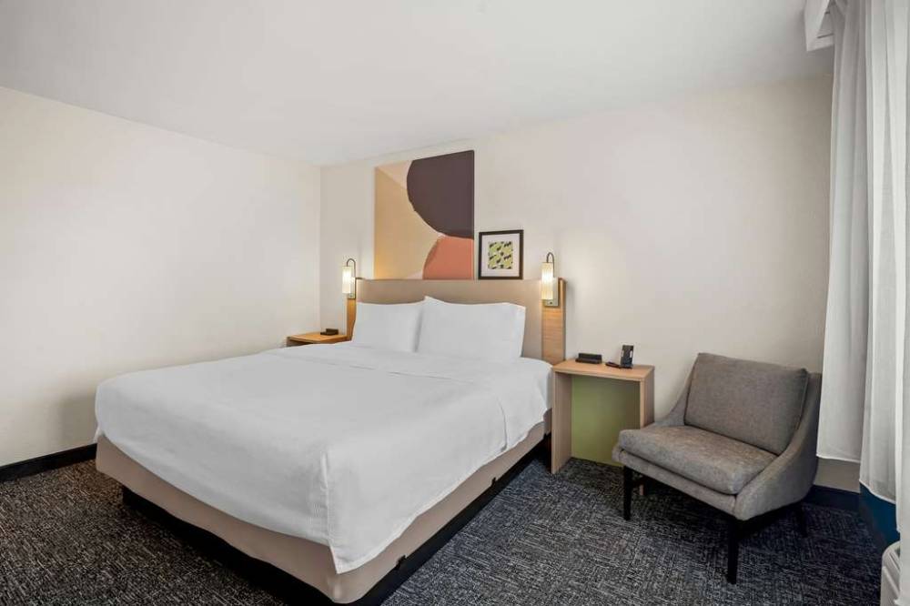Spark By Hilton Moline Quad Cities 6