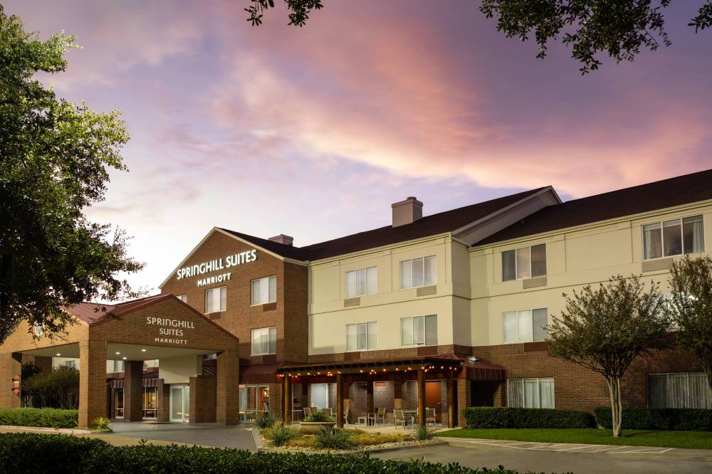 Springhill Suites By Marriott Dallas Arlington North
