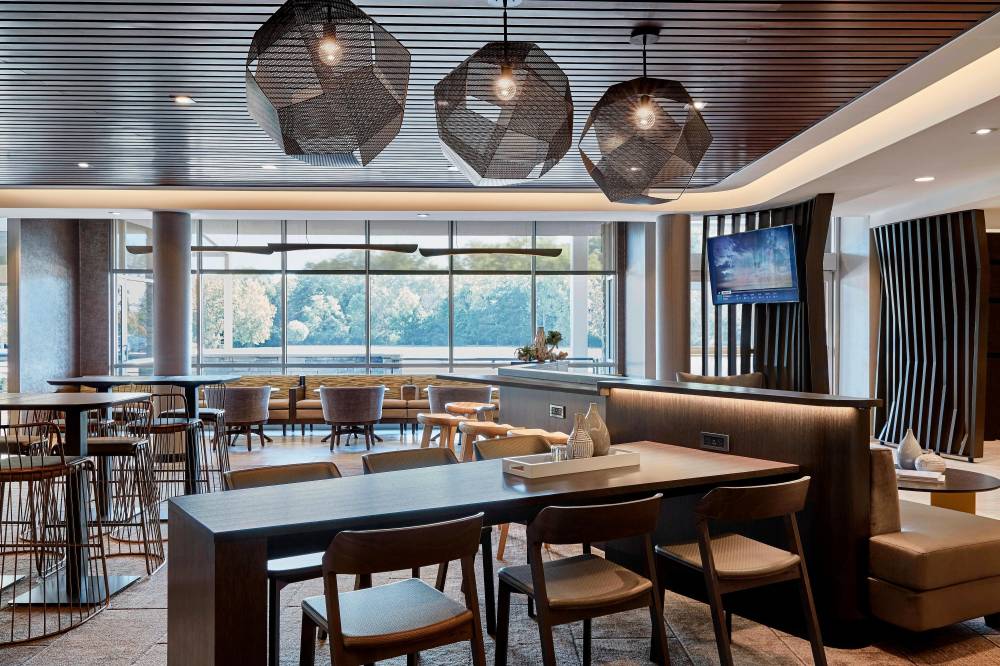 Springhill Suites By Marriott Eau Claire 2