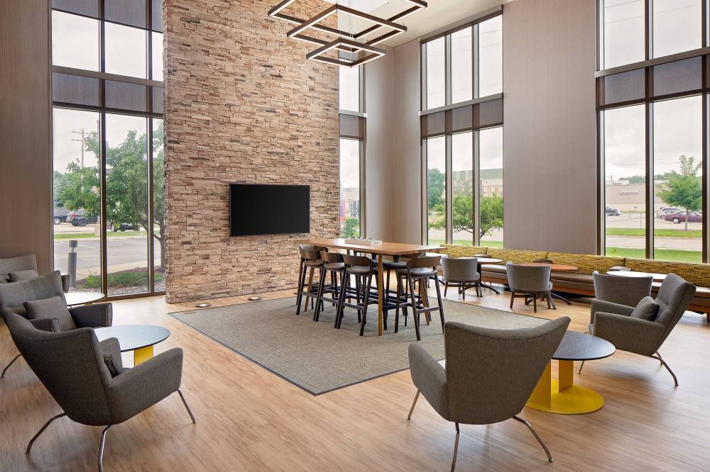 Springhill Suites By Marriott Green Bay 7