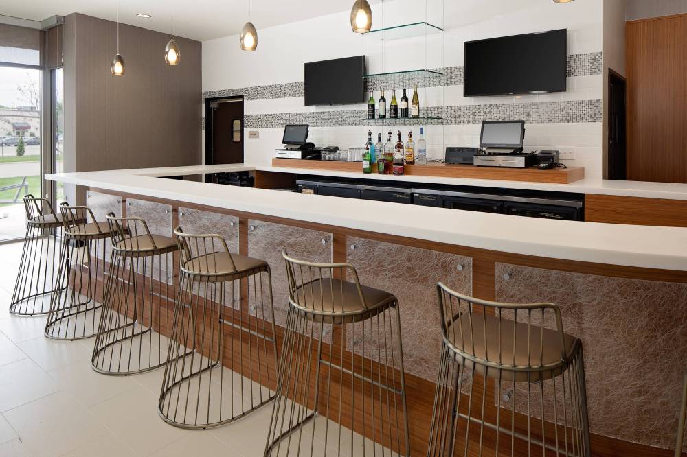 Springhill Suites By Marriott Green Bay 8