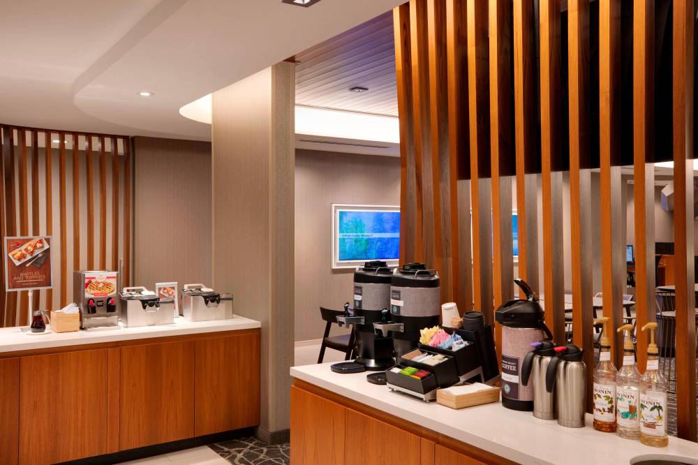 Springhill Suites By Marriott Hampton Portsmouth 10