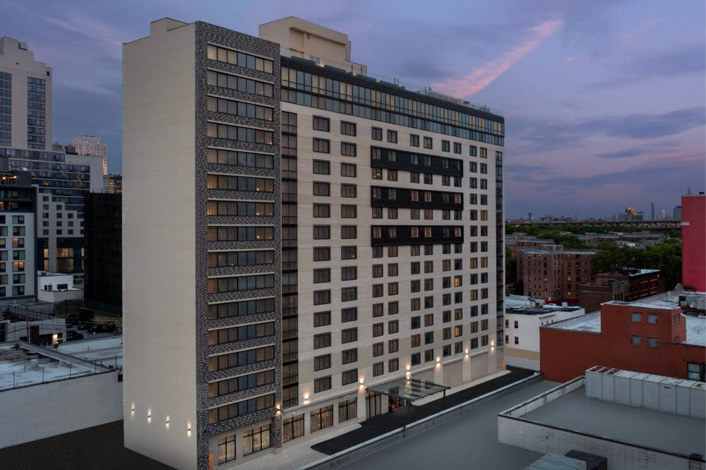 Springhill Suites By Marriott New York Queens