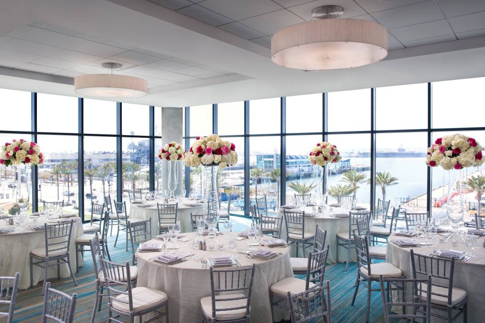 Springhill Suites By Marriott San Diego Downtown Bayfront 9