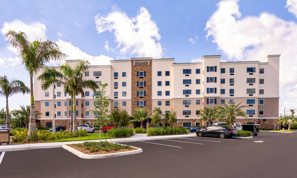 Staybridge Stes Airport West