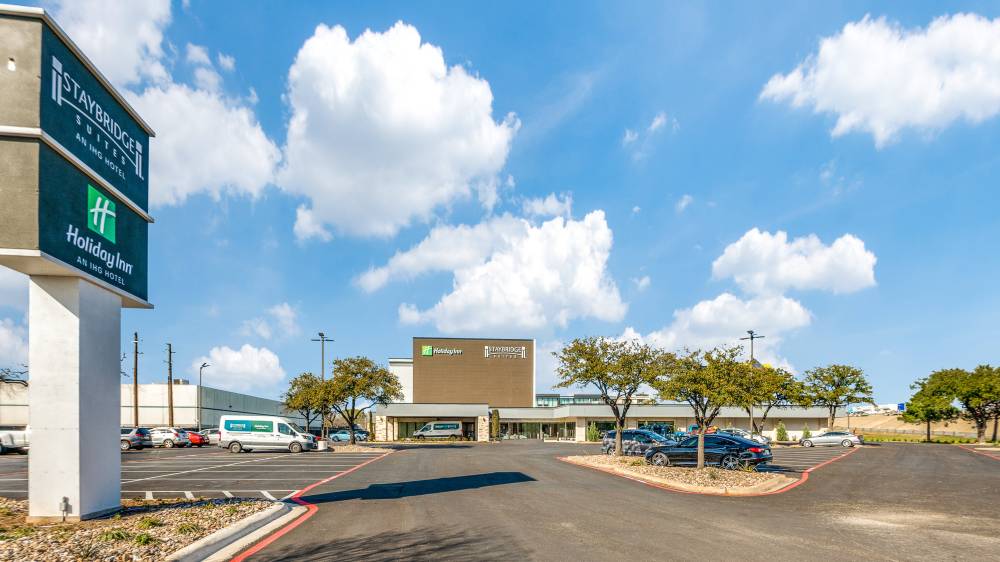 Staybridge Stes Market Ctr Love Field By 4