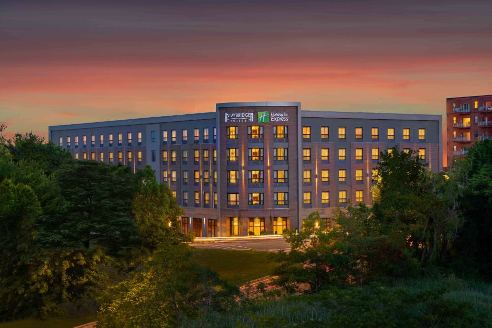 Staybridge Stes Quincy 7