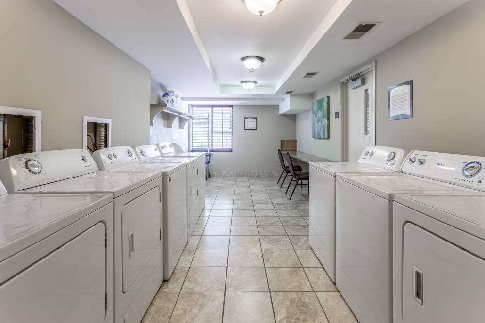Staybridge Suites Davenport 9