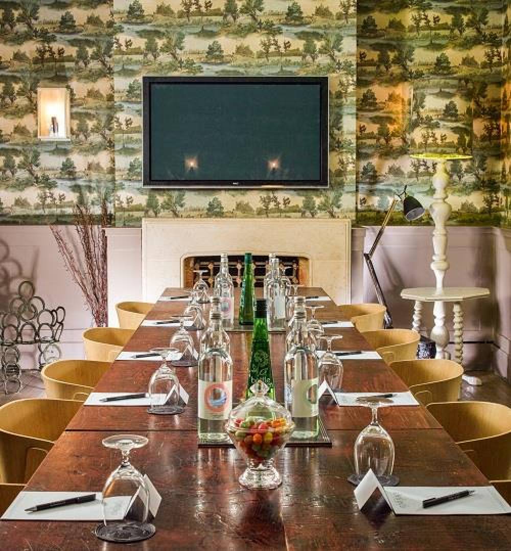 Stoke Place Hotel 5
