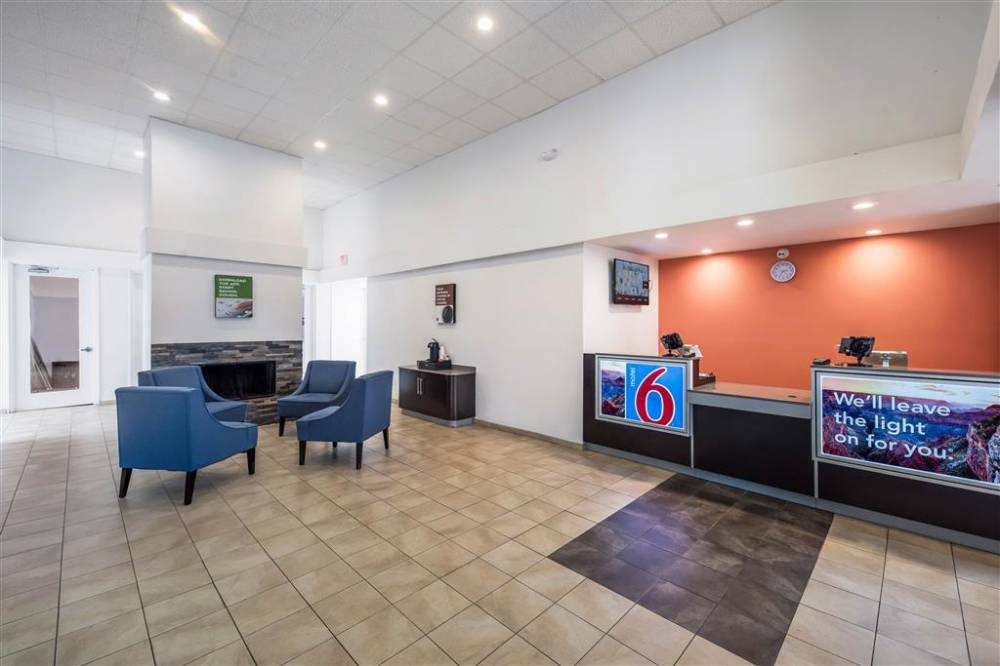 Studio 6 Dfw Airport North 2