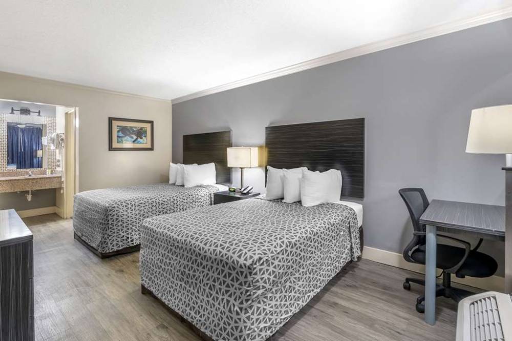 Suburban Studios International Drive 5