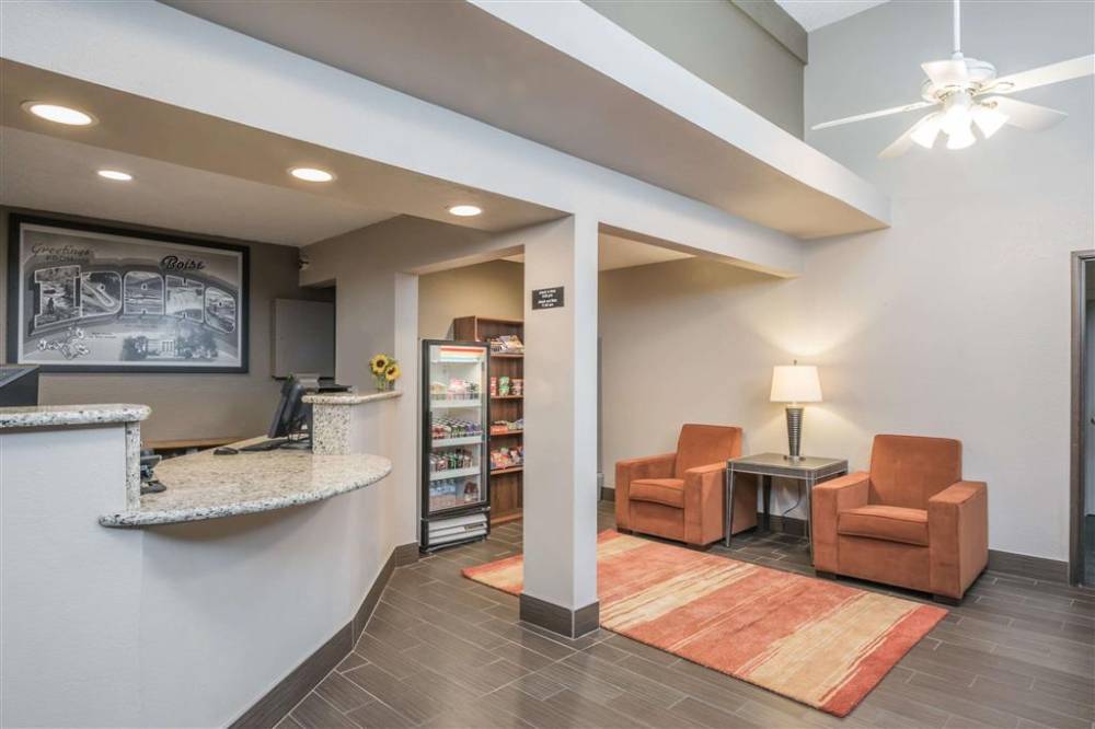 Super 8 By Wyndham Boise 4