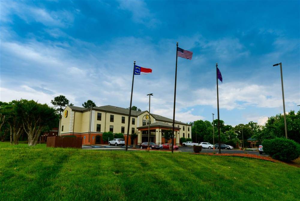 Super 8 By Wyndham High Point/greensboro