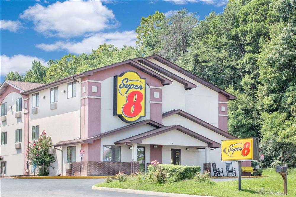 Super 8 By Wyndham Roanoke Va