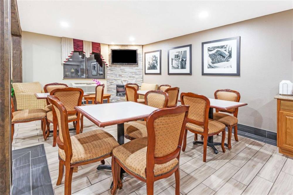 Super 8 By Wyndham Sterling Heights/detroit Area 4