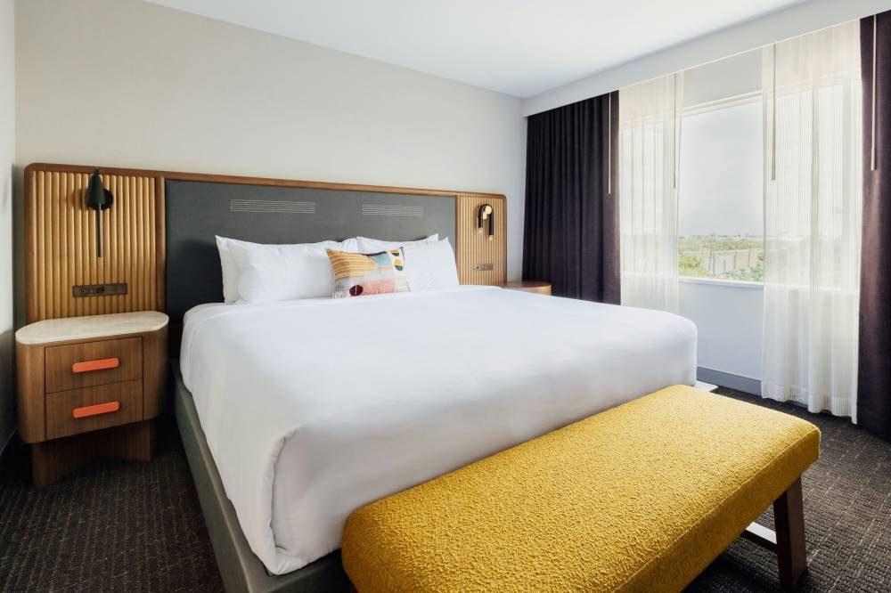 The Arlin Arlington A Tribute Portfolio Hotel 8