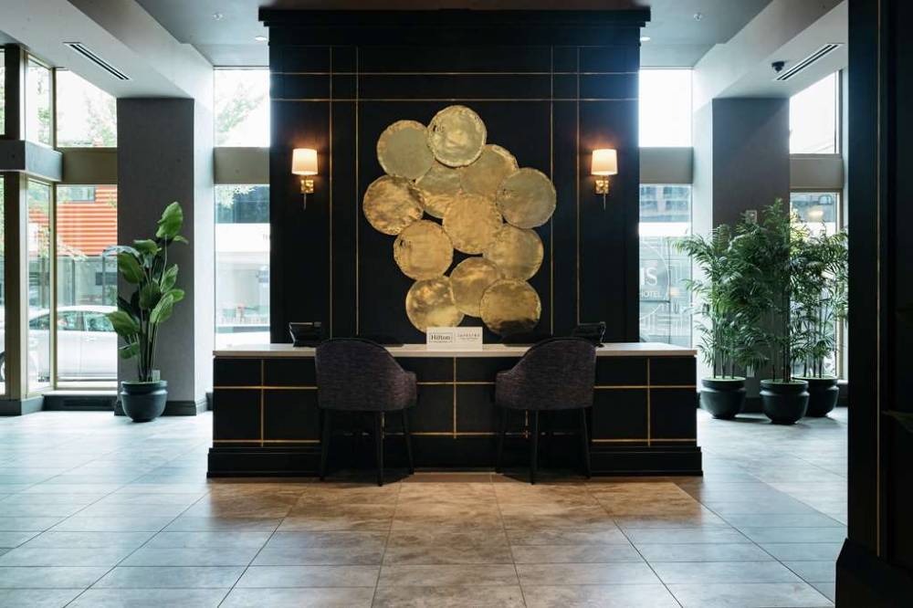 The Axis Moline Hotel  Tapestry Collection By Hilton 3