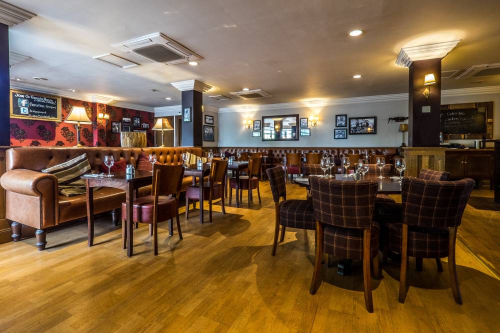 The Bridge Hotel Greenford 5