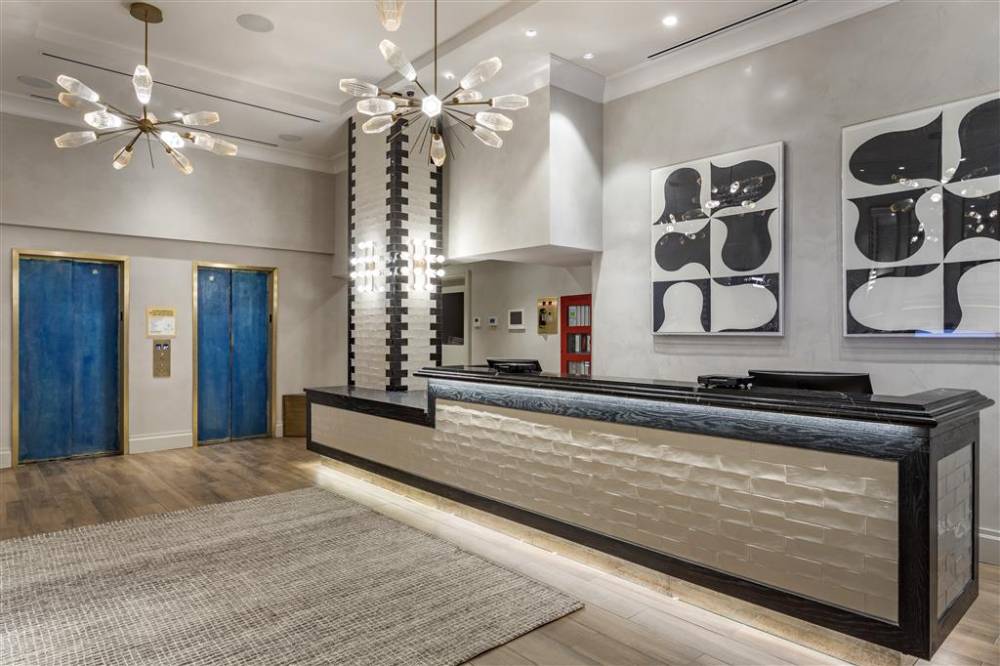 The Draper New York  Tapestry Collection By Hilton 4