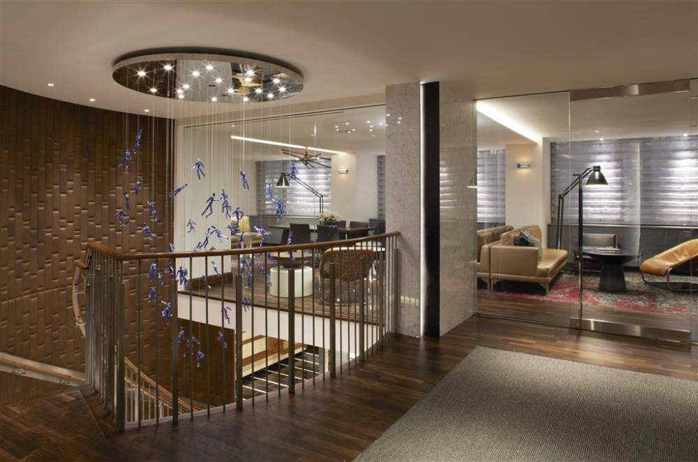 The Fifty Sonesta Select 3