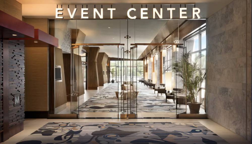 The Landing Hotel At Rivers Casino 7