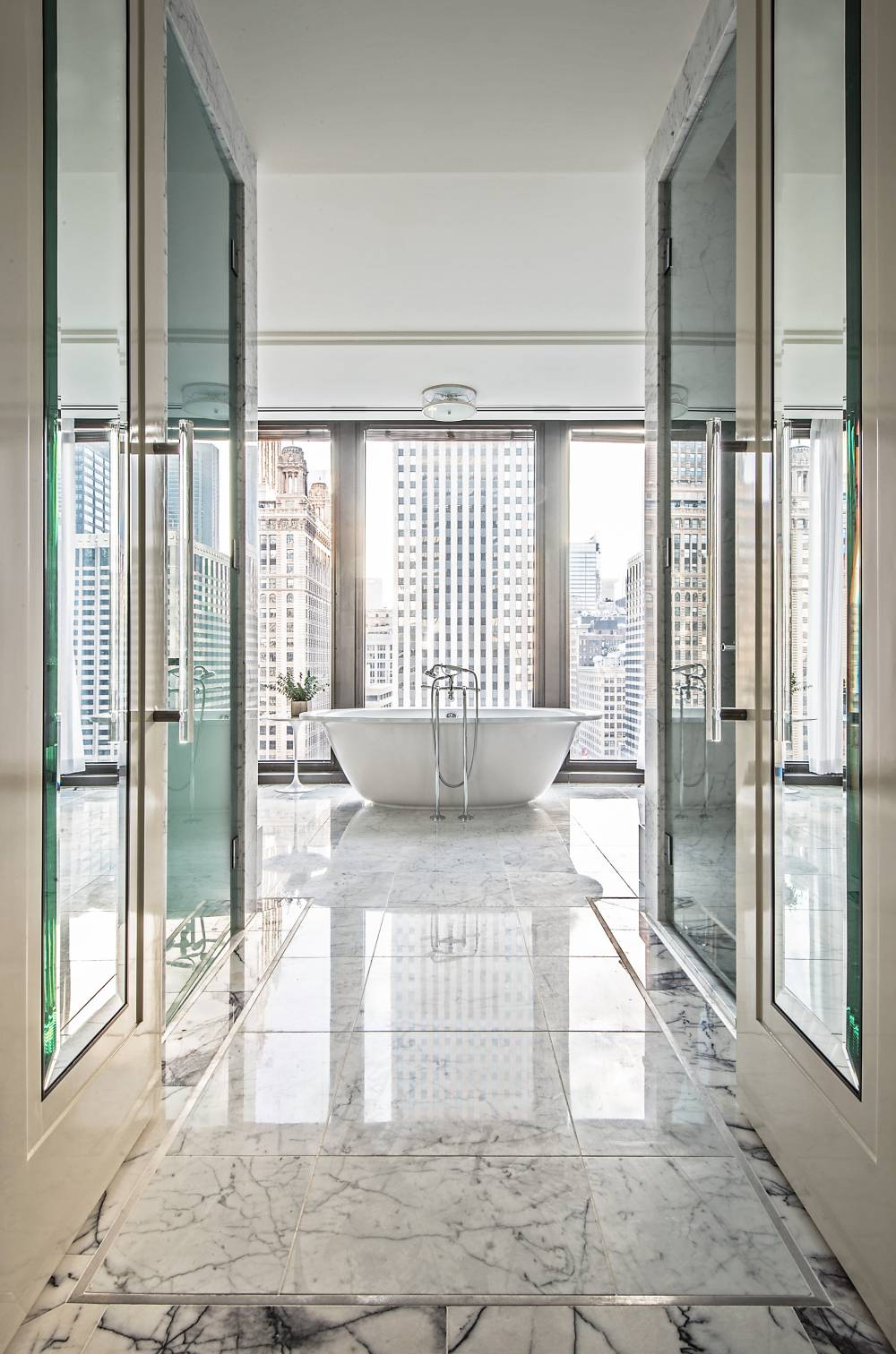 The Langham Chicago 6