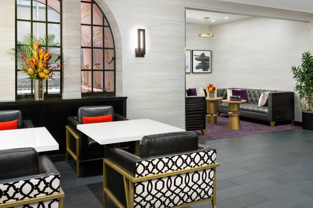 The Lexington Hotel Autograph Collection 8