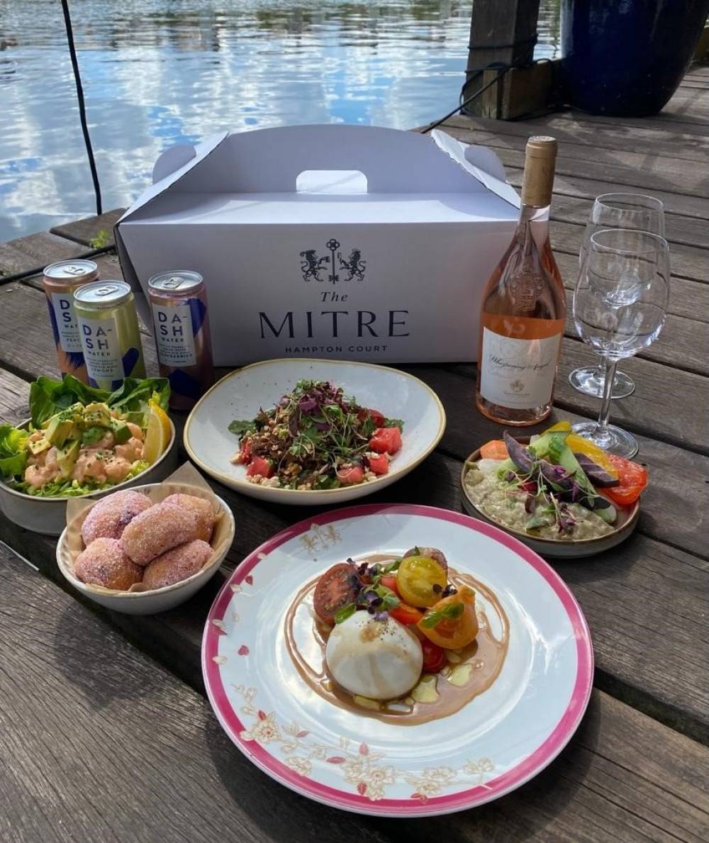 The Mitre Hampton Court 7