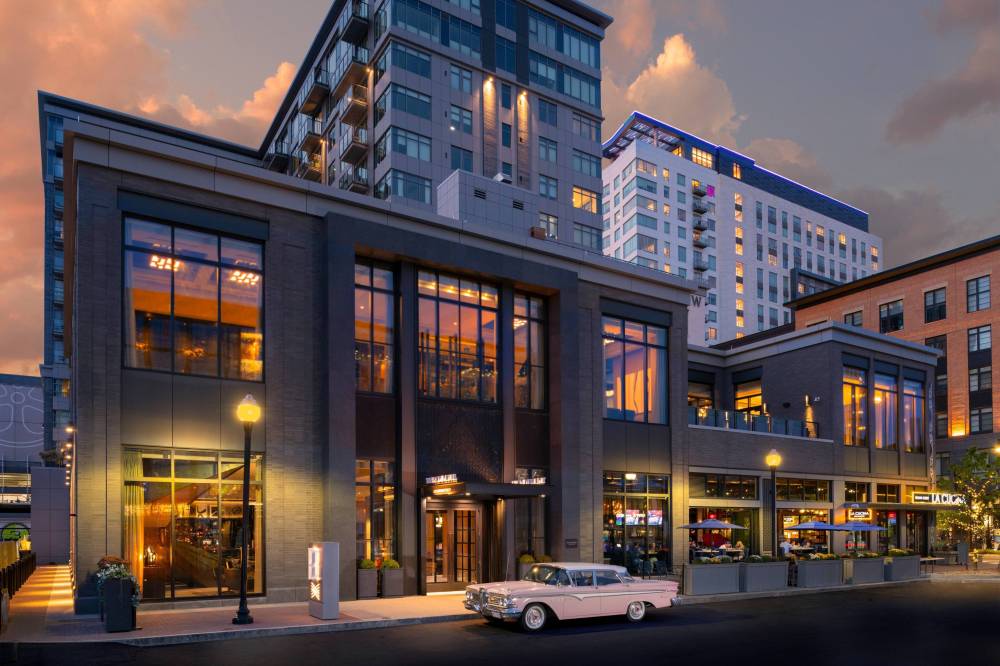 The Row Hotel At Assembly Row Autograph Collection 6