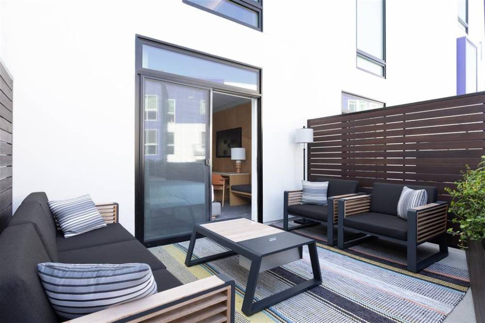 The Shay, A Destination By Hyatt Hotel 4