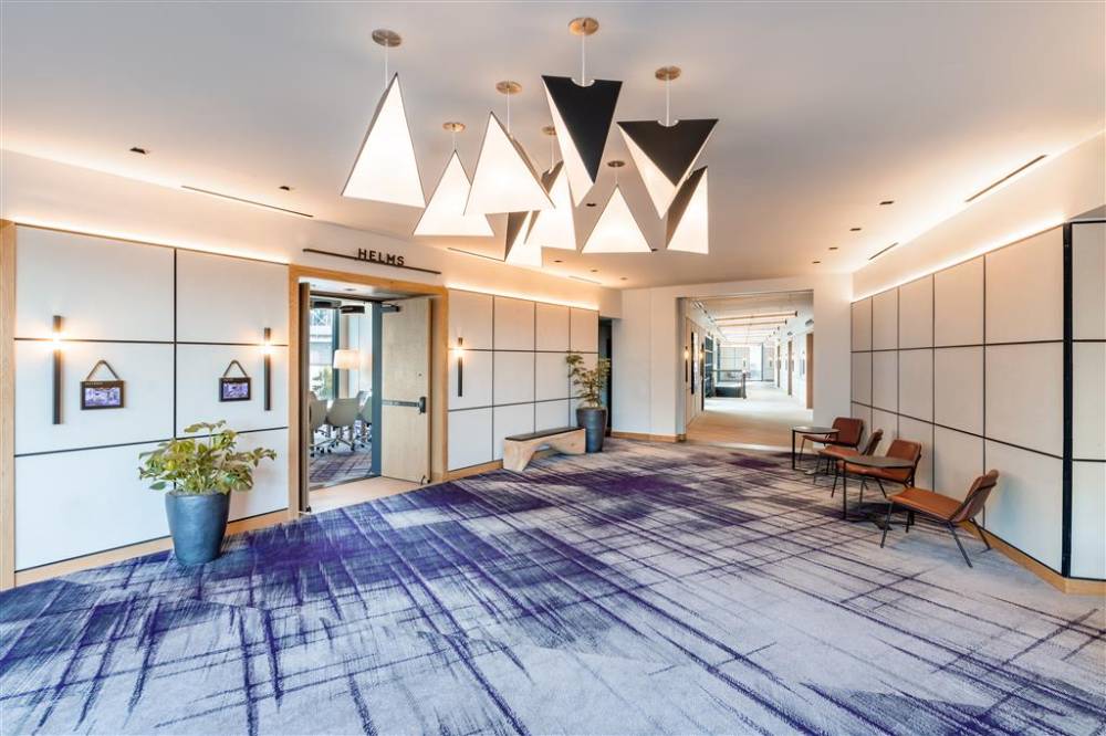 The Shay, A Destination By Hyatt Hotel 2