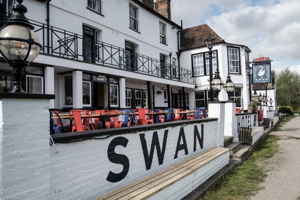 The Swan Hotel Staines 7