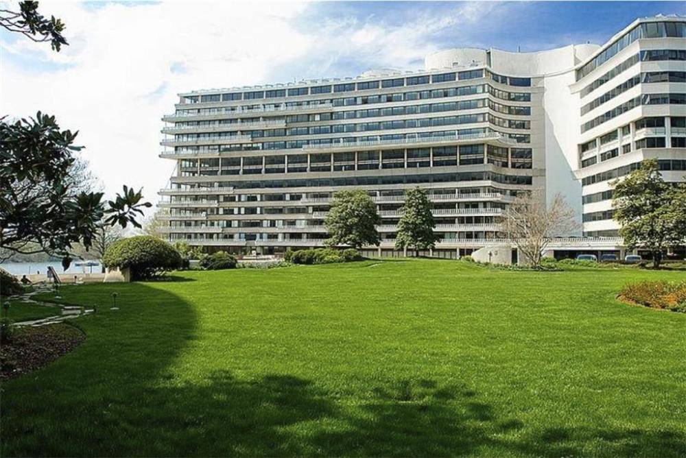 The Watergate Hotel 4