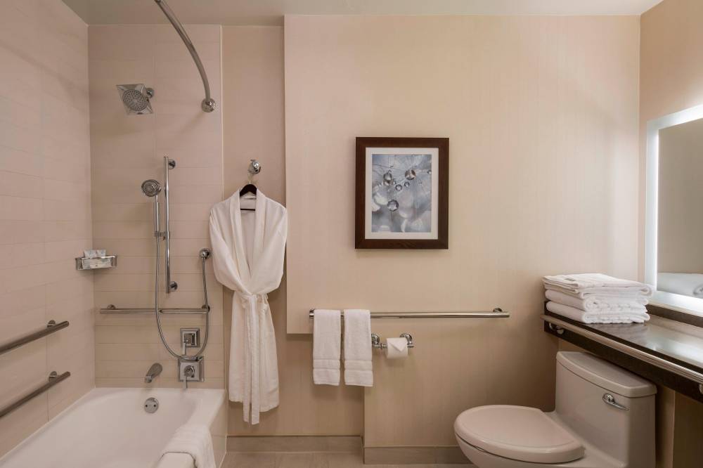 The Westin New York Grand Central 2
