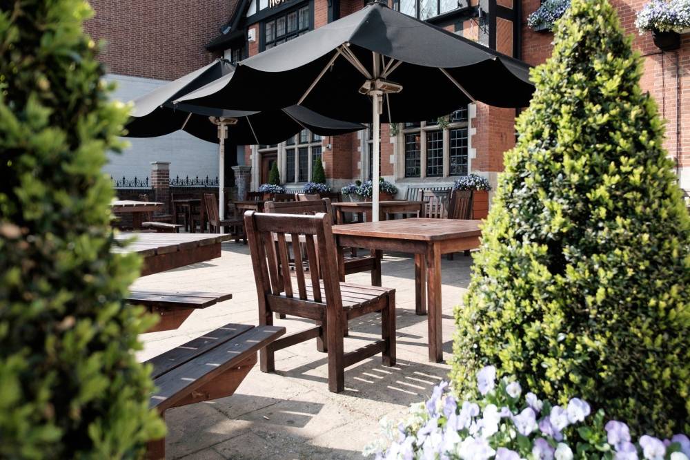 The White Hart Hotel 8
