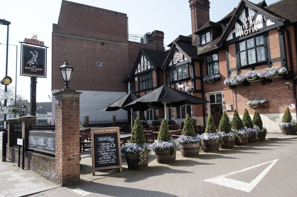 The White Hart Hotel 7