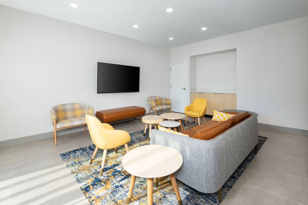 Towneplace Suites By Marriott Atlanta Airport North 6