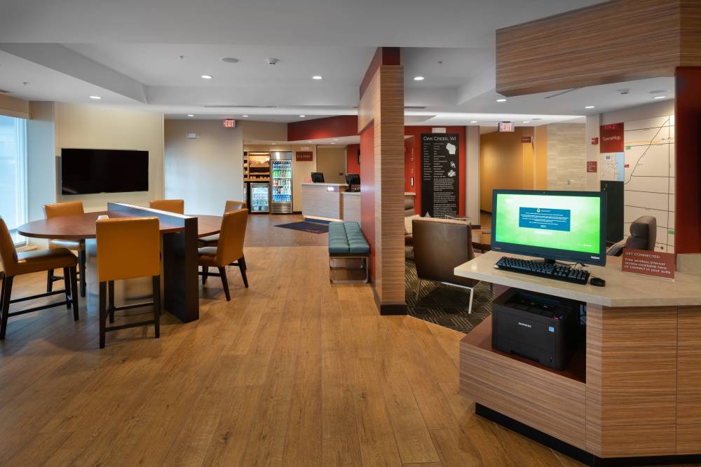 Towneplace Suites By Marriott Milwaukee Oak Creek 6
