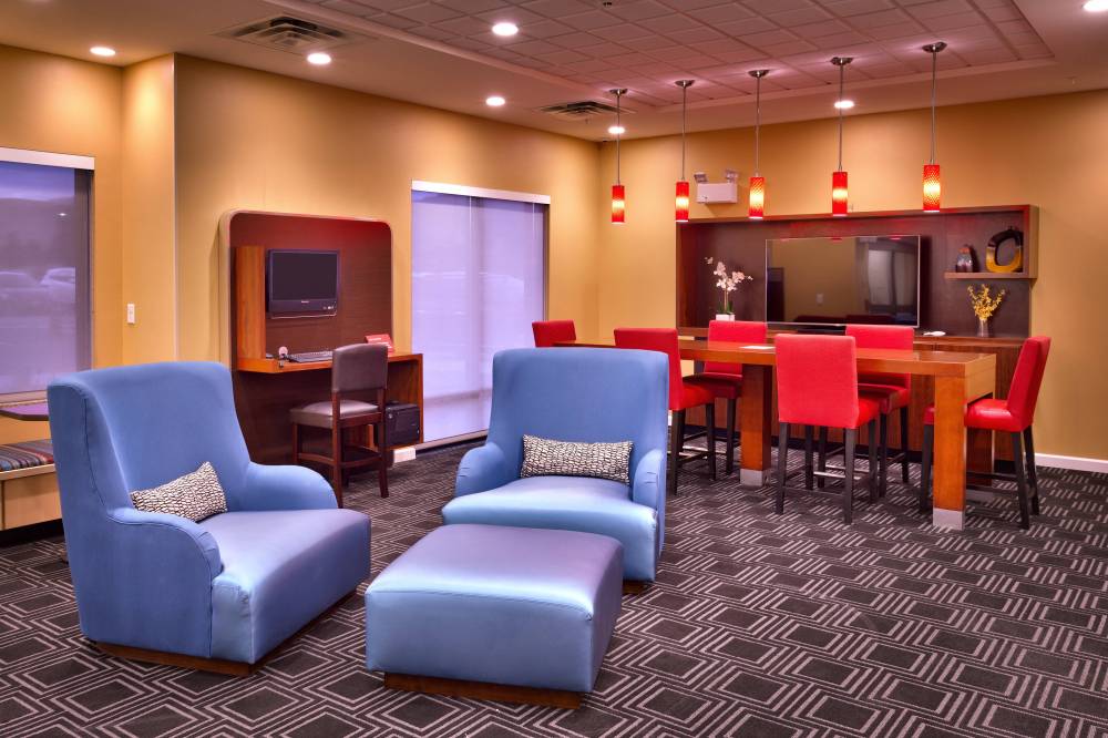 Towneplace Suites By Marriott Missoula 9