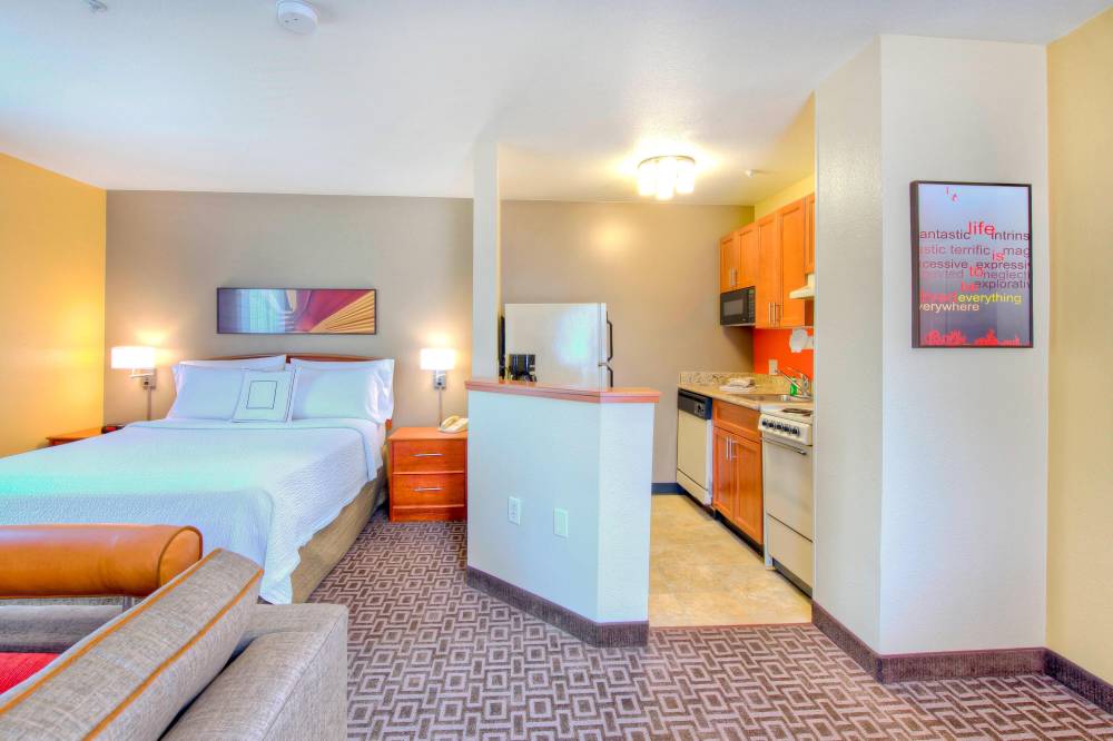 Studio Suite – Kitchen & Sleeping Area