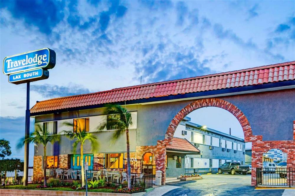 Travelodge By Wyndham Lax
