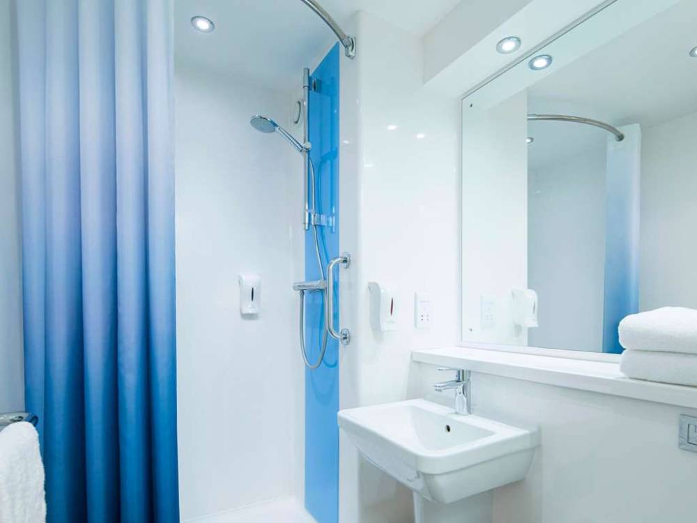 Travelodge Glasgow Govan 9