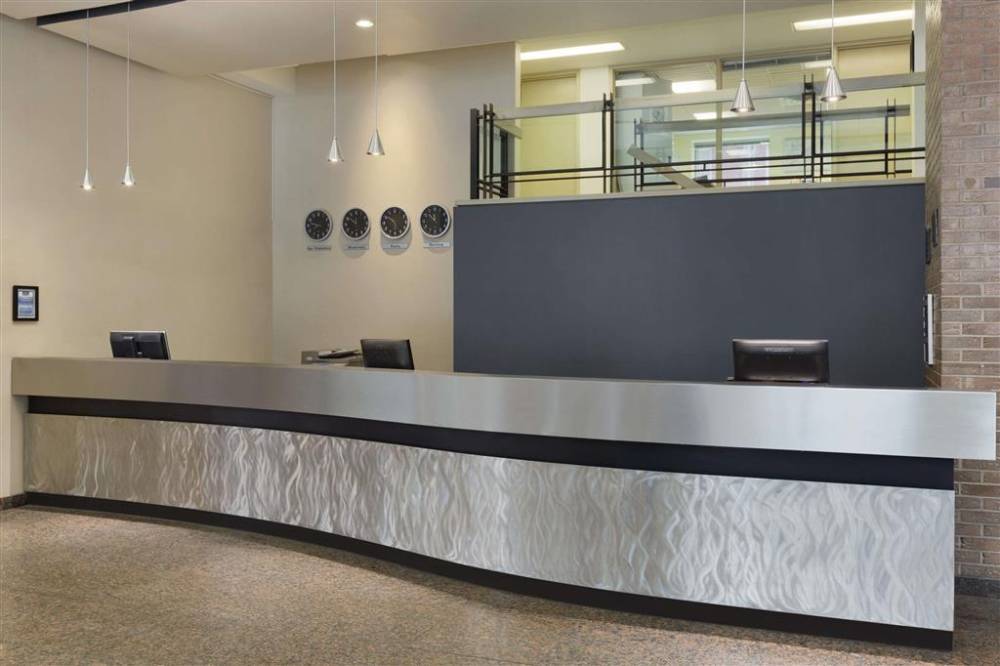 Travelodge Hotel By Wyndham Montreal Centre 3