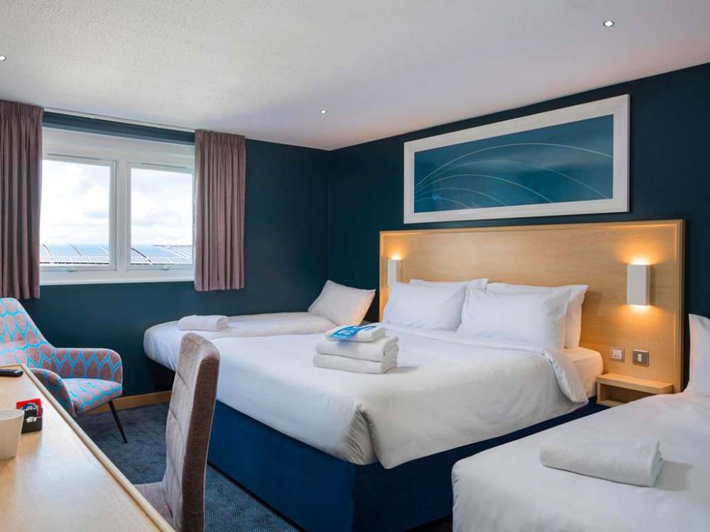 Travelodge London Park Royal 7