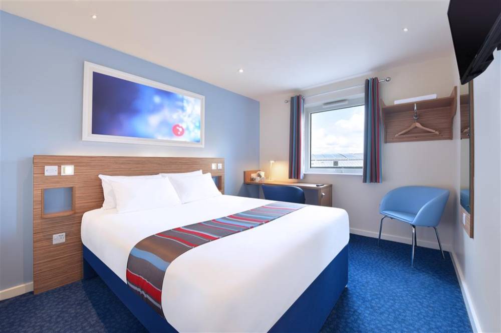 Travelodge Windsor Central 3