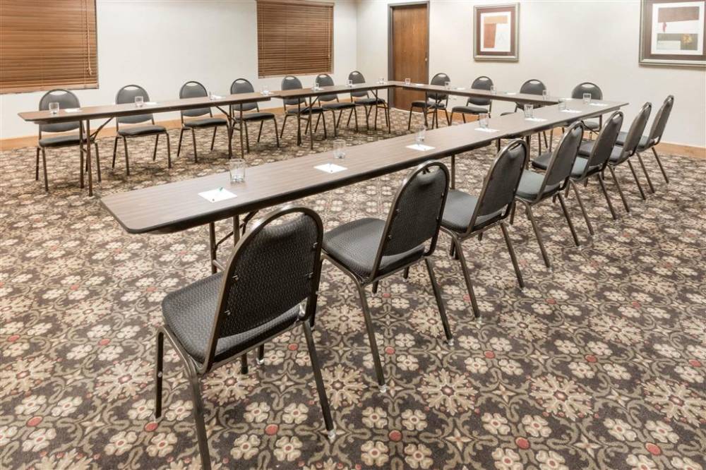 Wingate By Wyndham Dfw / North Irving 3