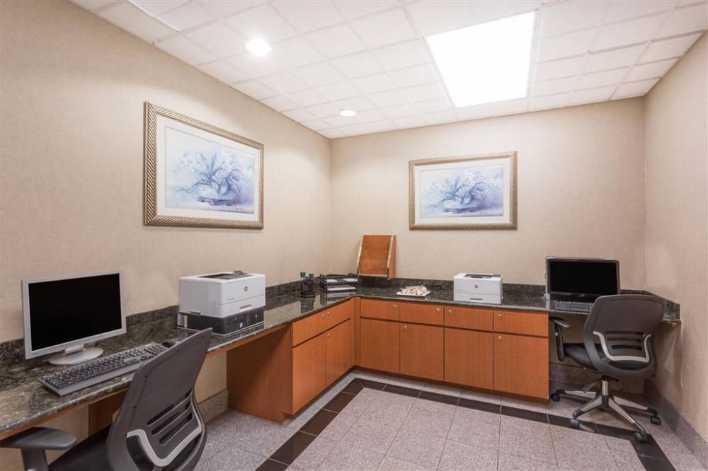 Wingate By Wyndham Orlando International Airport 5