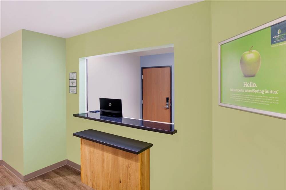 Woodspring Suites Harlingen 3